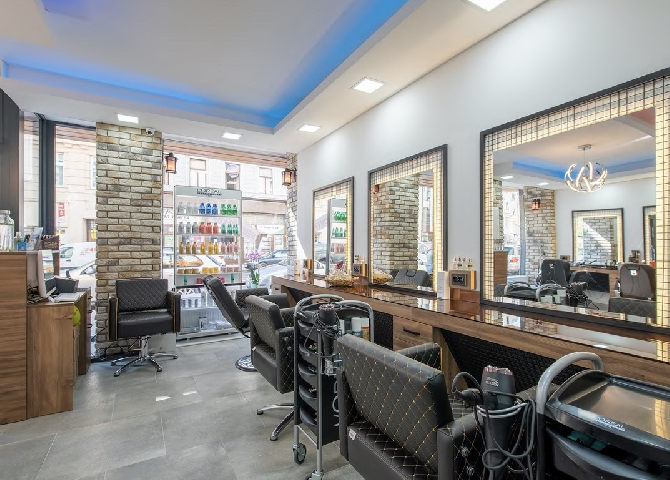Salon King &amp;amp; Queen HairRoom